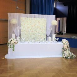 Brautpaartisch und Rückwand Inessa mieten und leihen für Hochzeit deutsch russisch hochzeitsdeko verleih dekorateur trauung3