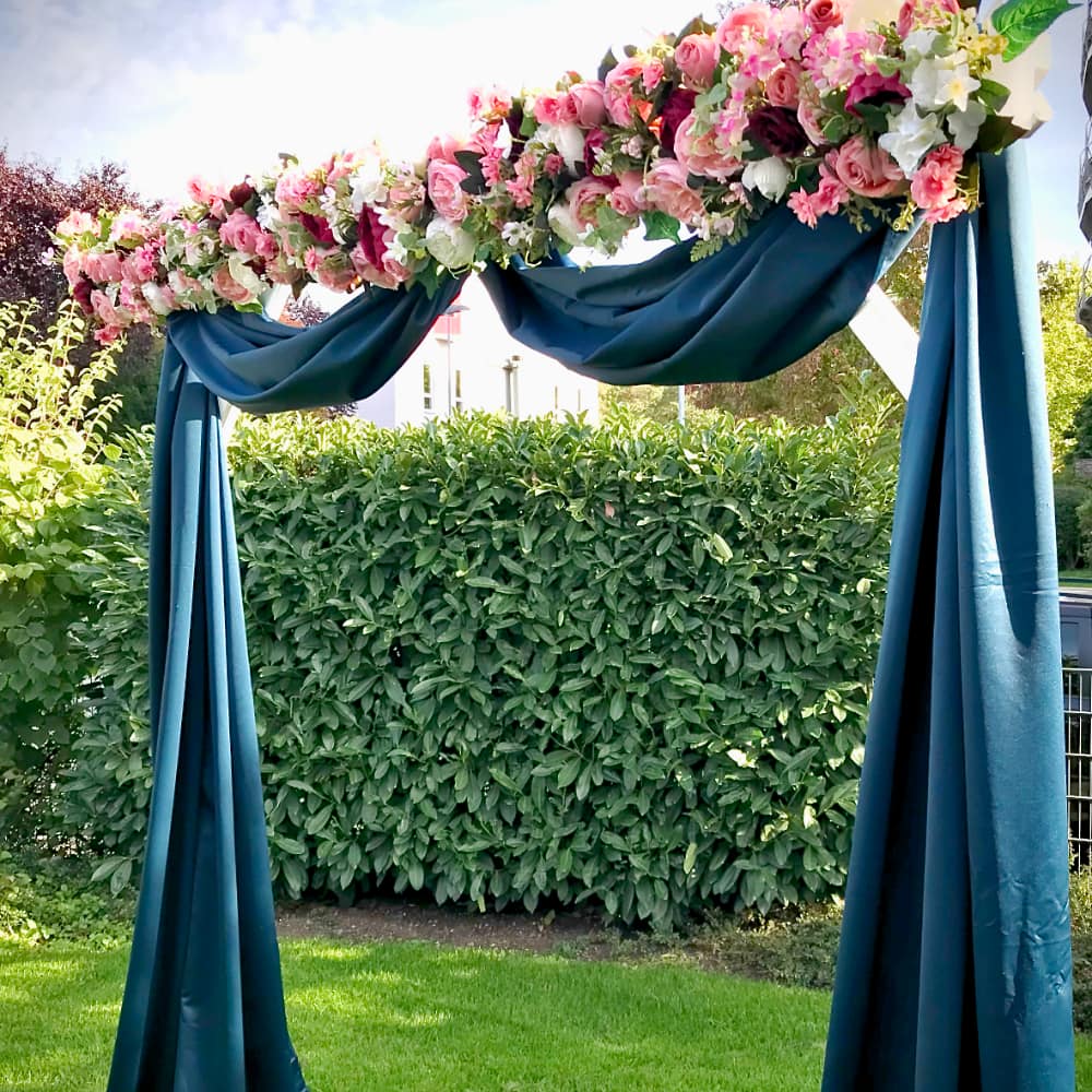 Stoffe für Traubogen, Pavillon, Trau Bogen und Hochzeit mieten